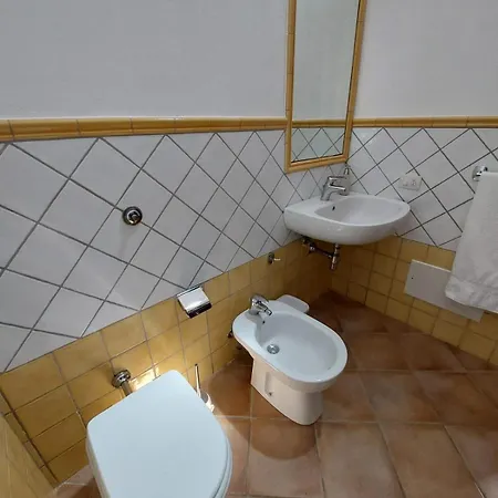 Il Sole & La Luna Nebida